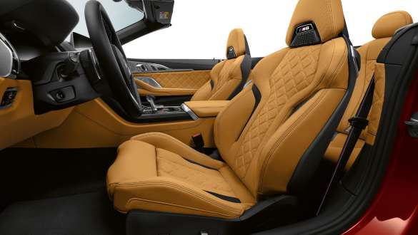 Full fine-grain leather 'Merino'/Alcantara. BMW M8 Competition Convertible with full fine-grain leather 'Merino'/Alcantara.