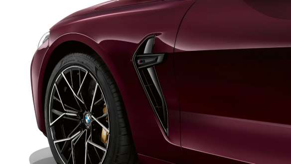 M side gill BMW M8 Competition Gran Coupé M side gill BMW M8 Competition Gran Coupé F93 2020 BMW Individual Ametrine metallic close-up