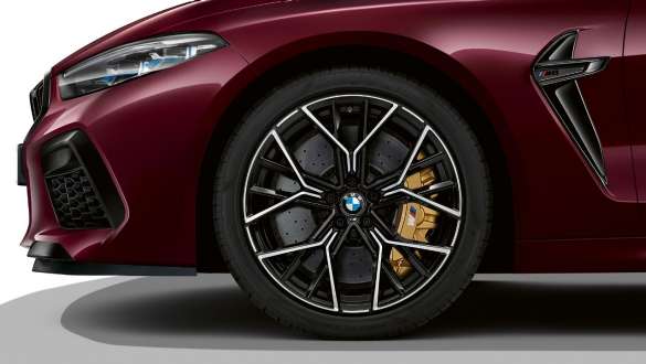 M light alloy wheels BMW M8 Competition Gran Coupé M light alloy wheels BMW M8 Competition Gran Coupé F93 2020 BMW Individual Ametrine metallic side view