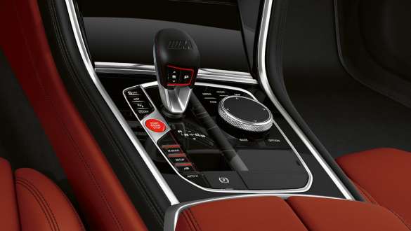 8-speed M Steptronic transmission BMW M8 Gran Coupé F93 LCI 2022 BMW M8 Gran Coupé F93 LCI Facelift 2022 8-speed M Steptronic transmission with Drivelogic M gear selctor switch interior