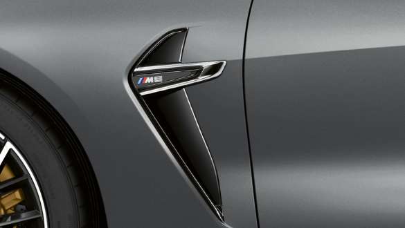 M side gills in Chrome high-gloss BMW M8 Gran Coupé F93 LCI Facelift 2022 BMW M8 Gran Coupé F93 LCI Facelift 2022 BMW Individual Frozen Pure Grey metallic M side gills in Chrome high-gloss close-up