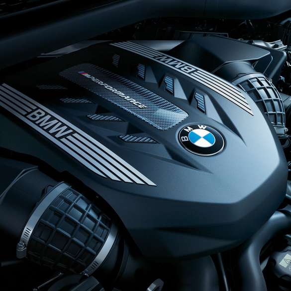 Engine BMW X6 M50i und M50d M TwinPower Turbo engines in the G06 BMW X6 M50i and 50d