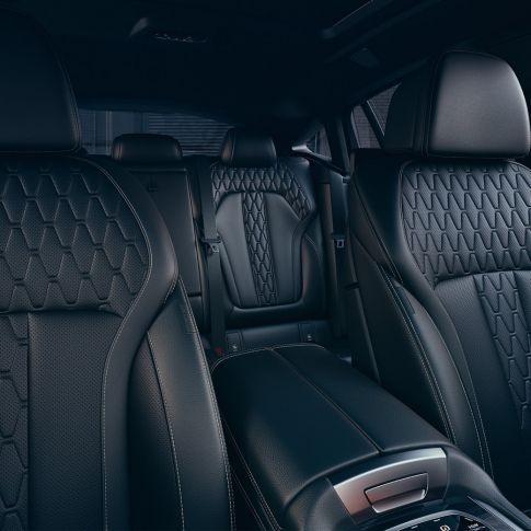 Sport seats of the BMW X6 M50i M50d Interior with focus on the sport seats of the BMW X6 M50i M50d