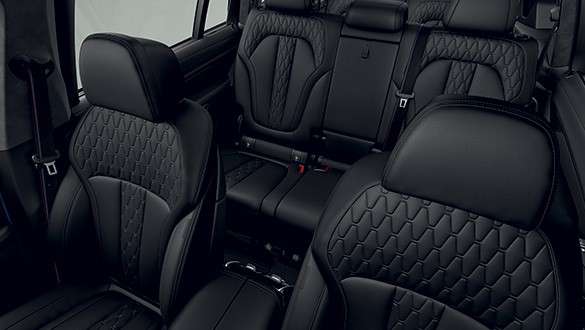 7 seats BMW X7 M60i xDrive G07 LCI 7 seats BMW X7 M60i xDrive G07 LCI interior
