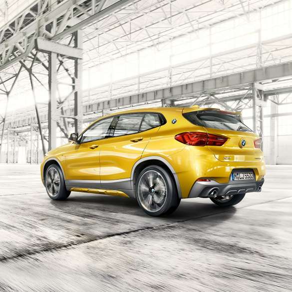 Three quarter side view BMW X2 F39 BMW X2 2018 F39 Galvanic Gold metallic three quarter side view