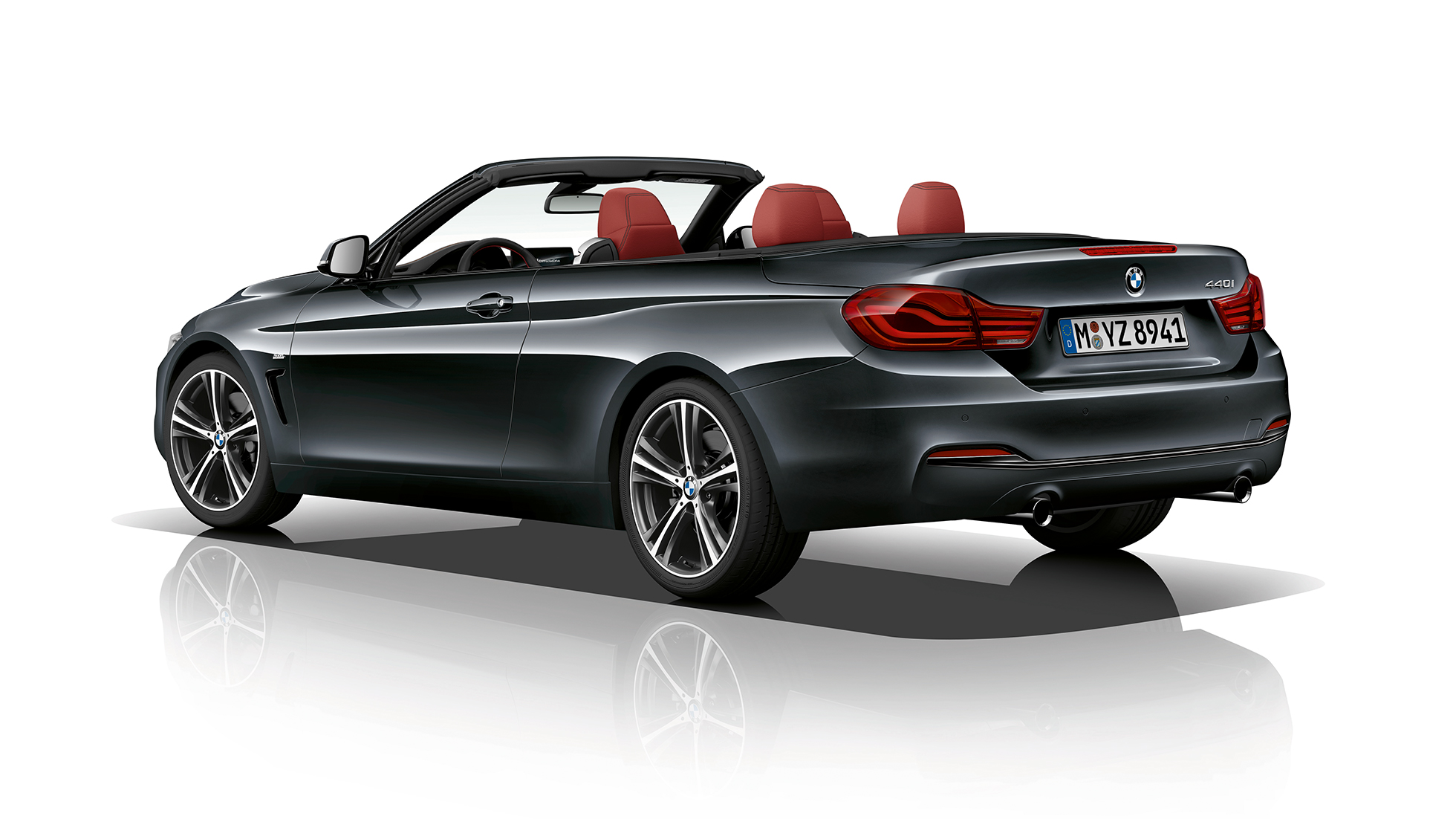BMW 4 Series Convertible, Model Sport Line three-quarter rear shot BMW 4 Series Convertible, Model Sport Line three-quarter rear shot