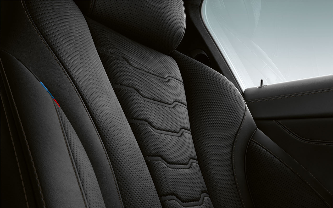 BMW 8 Series Coupé upholstery. Close-up of upholstery and stitching of the BMW 8 Series Coupé.
