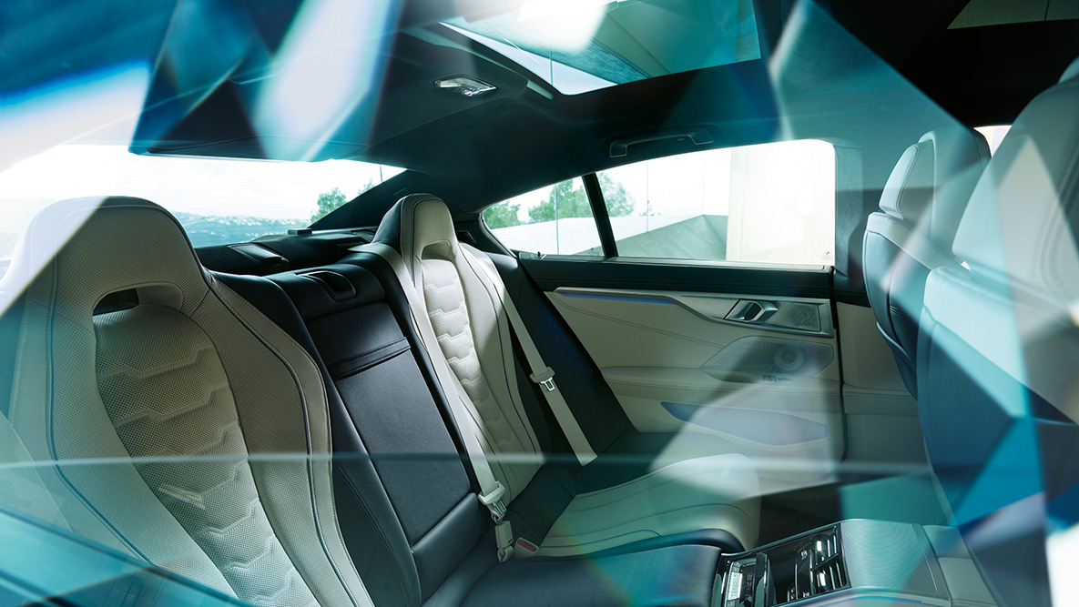 Sports car character in the rear BMW 8 Series Gran Coupé, sports car character in the rear