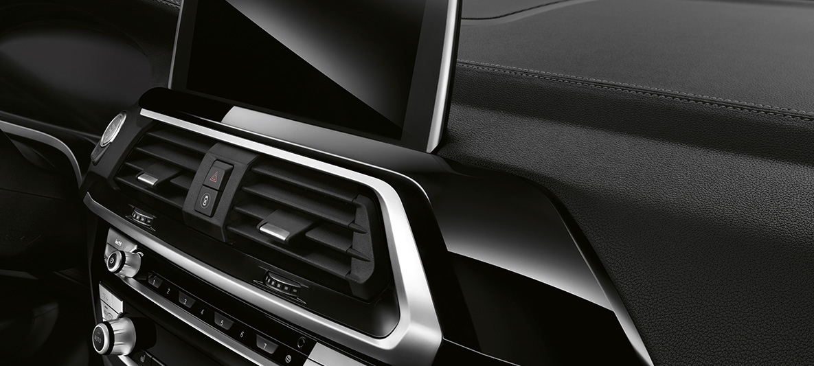 BMW X3, BMW Individual interior trim in Piano finish Black BMW X3, BMW Individual interior trim in Piano finish Black