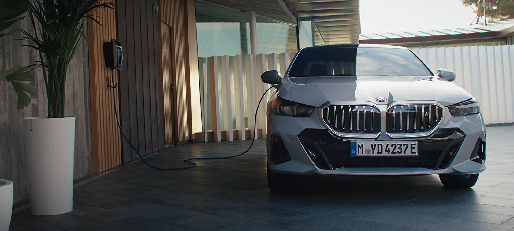 BMW i5 eDrive40 G60 Charging situation at home wallbox
