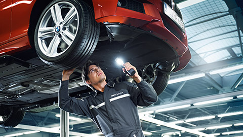 BMW inspection in BMW workshop 